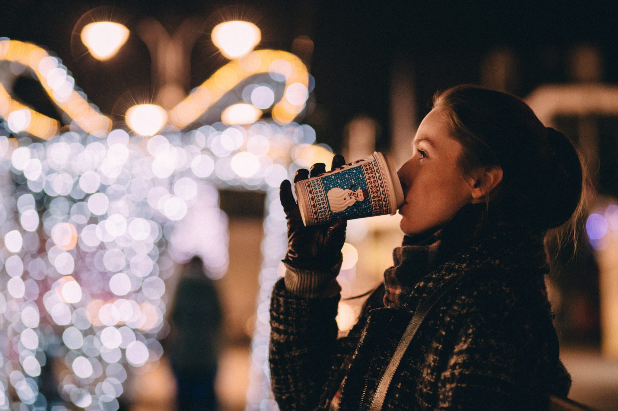 How To Approach Christmas When You Are Single
